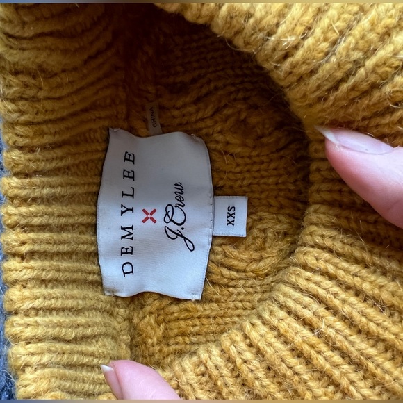 DEMYLEE X JCREW Like New Mohair Wool balloon sleeve cable knit sweater XS ! - Picture 2 of 6